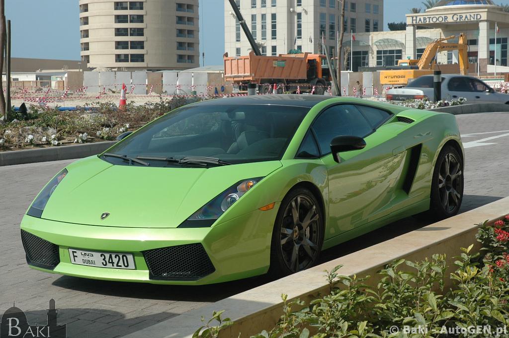 Egzotyczne samochody w Dubaju | Zdjęcie #37