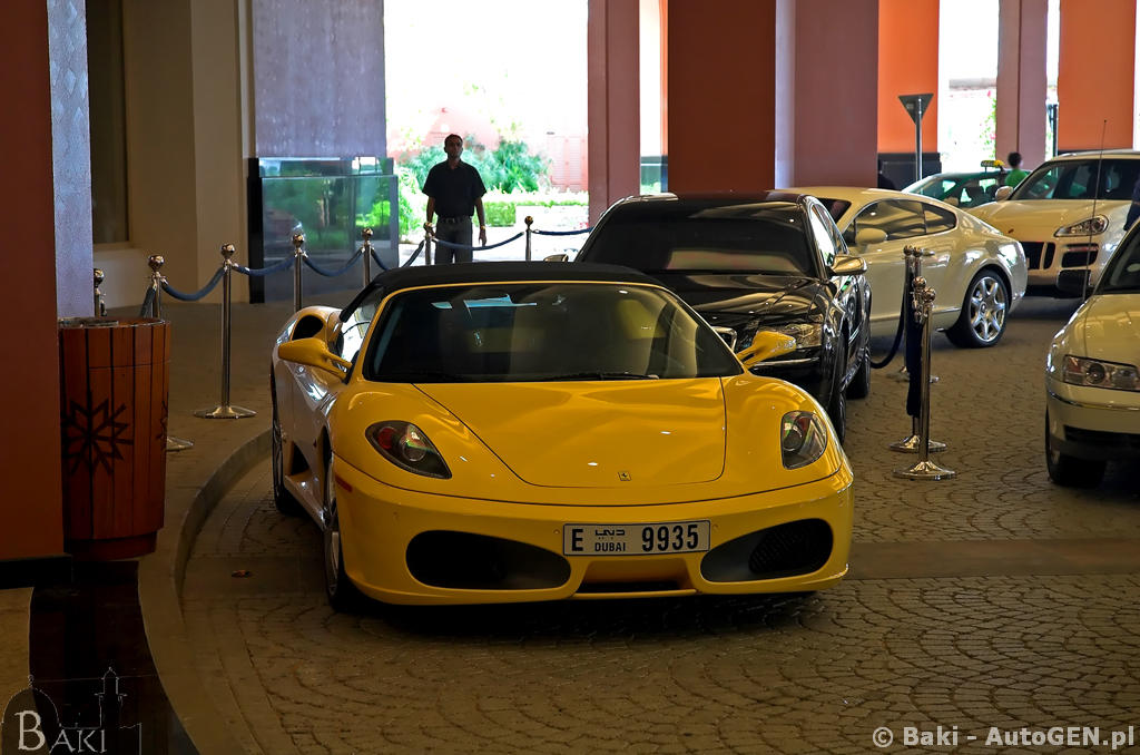 Egzotyczne samochody w Dubaju część 2 | Zdjęcie #196