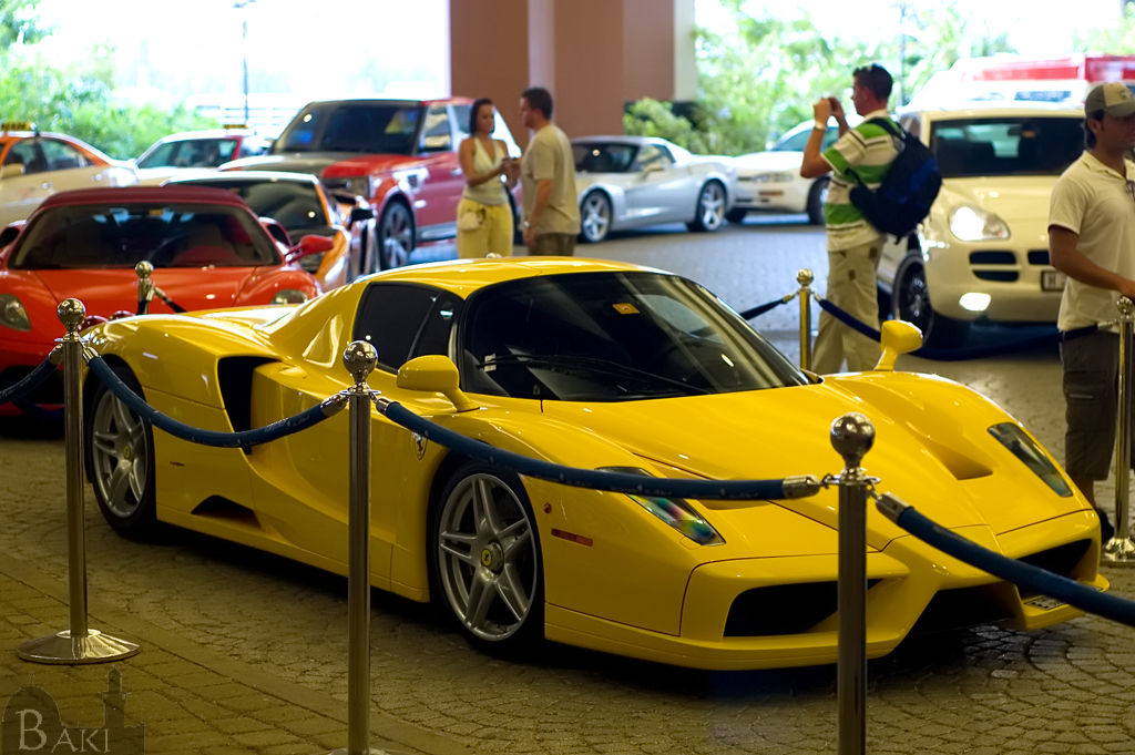 Egzotyczne samochody w Dubaju część 3 | Zdjęcie #126