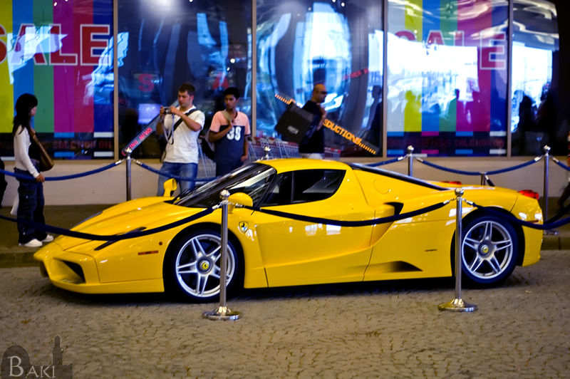 Egzotyczne samochody w Dubaju część 3 | Zdjęcie #127