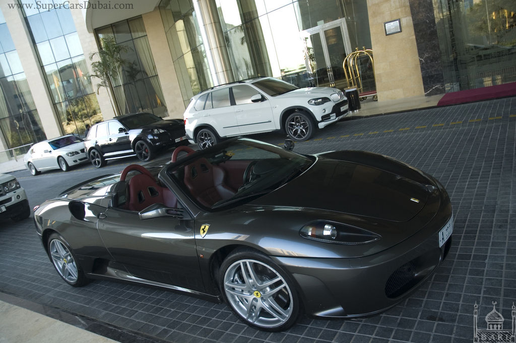 Egzotyczne samochody w Dubaju część 3 | Zdjęcie #193