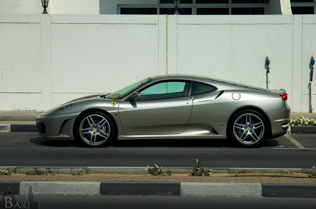 Egzotyczne samochody w Dubaju część 3 | Zdjęcie #9
