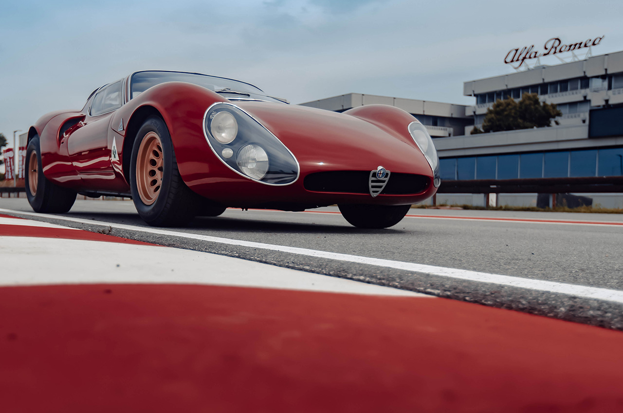 Alfa Romeo 33 Stradale | Zdjęcie #17