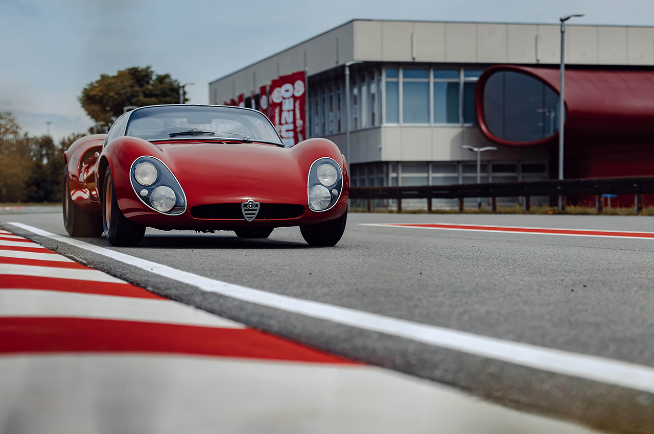 Alfa Romeo 33 Stradale | Zdjęcie #28