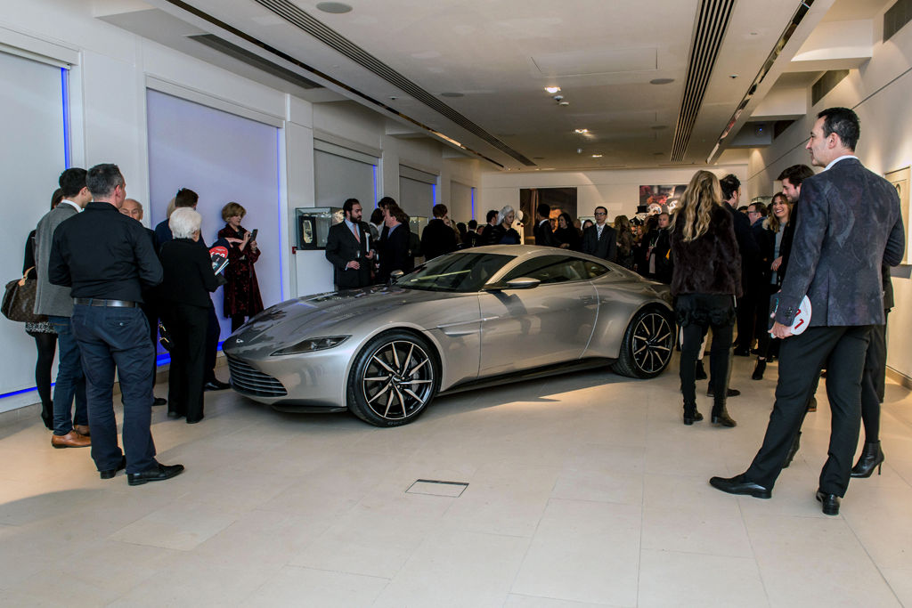 Aston Martin DB10 | Zdjęcie #34