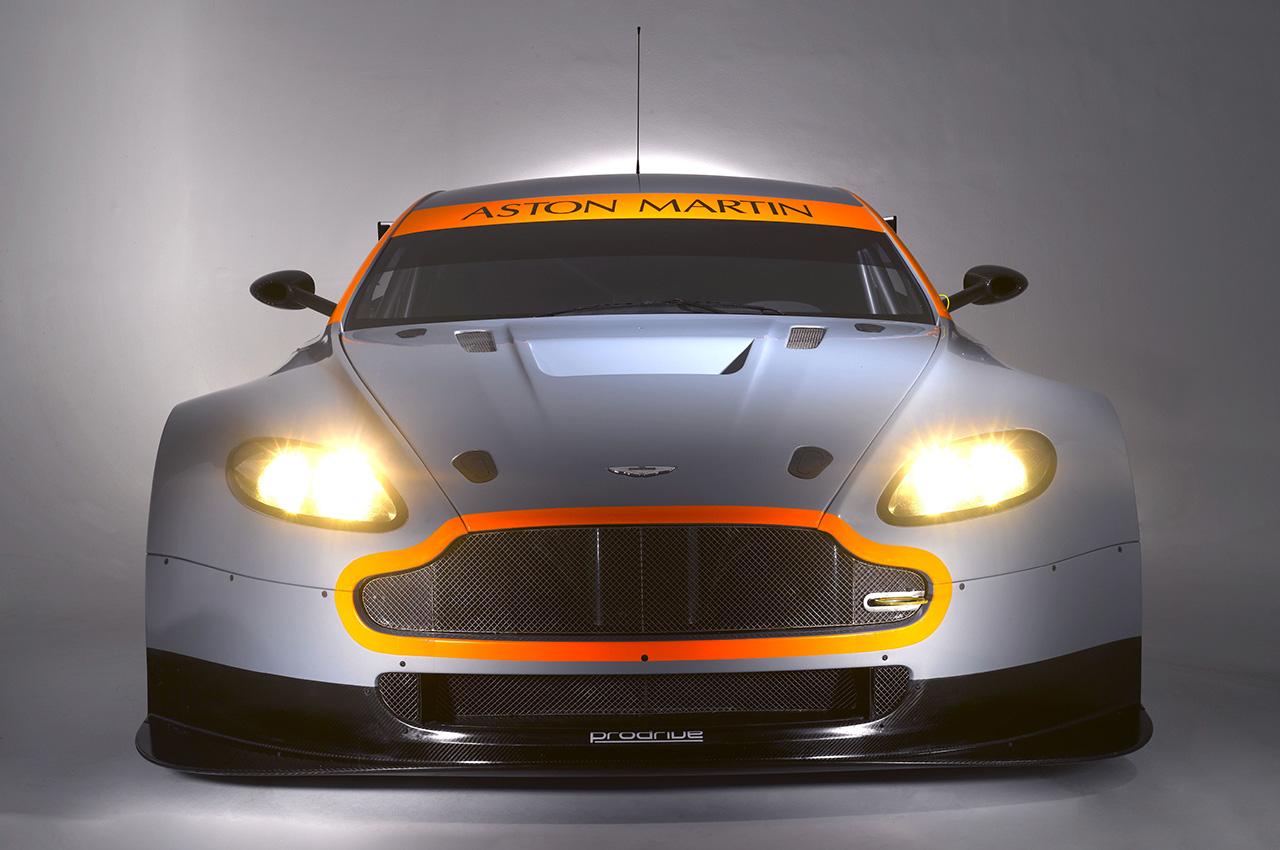 Aston Martin V8 Vantage GT2 | Zdjęcie #3