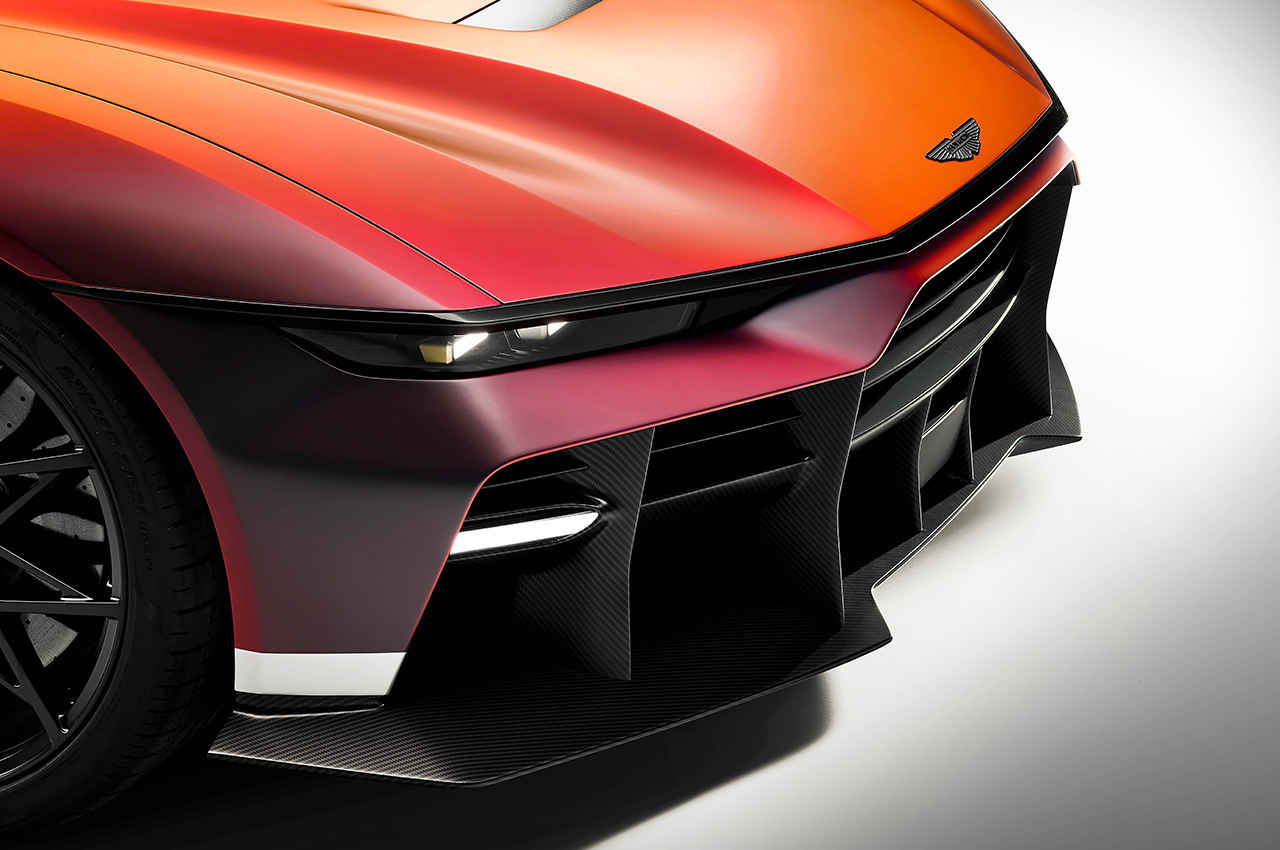 Aston Martin Valen | Zdjęcie #12