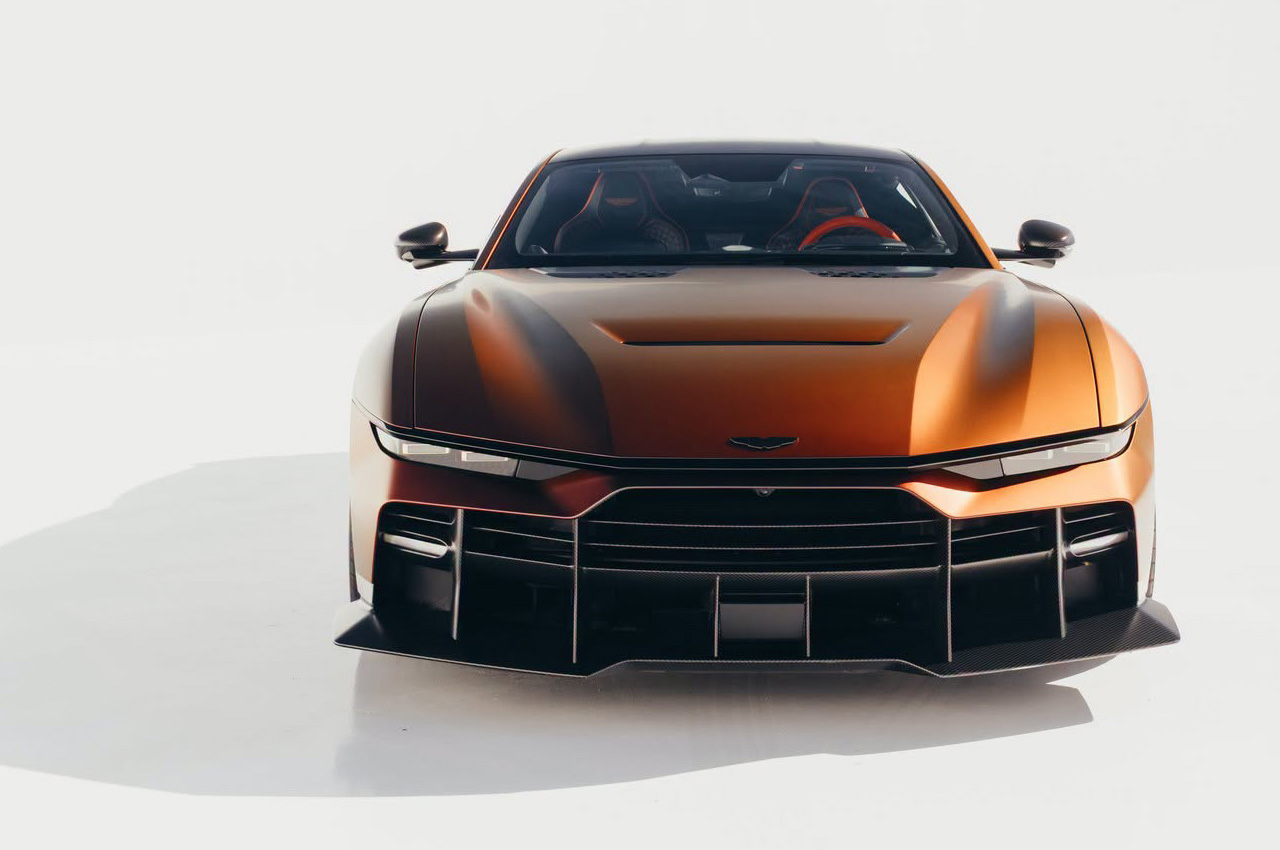 Aston Martin Valen | Zdjęcie #50