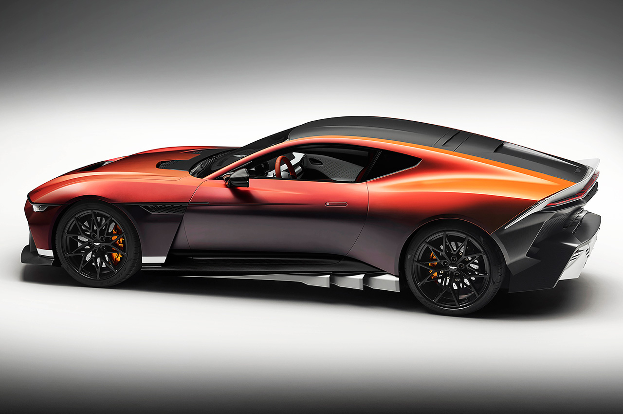 Aston Martin Valen | Zdjęcie #8