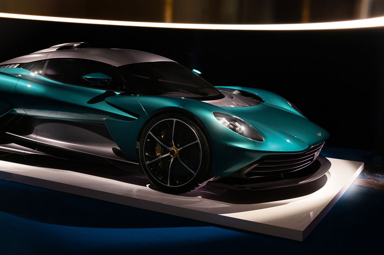 Aston Martin Valhalla | Zdjęcie #26