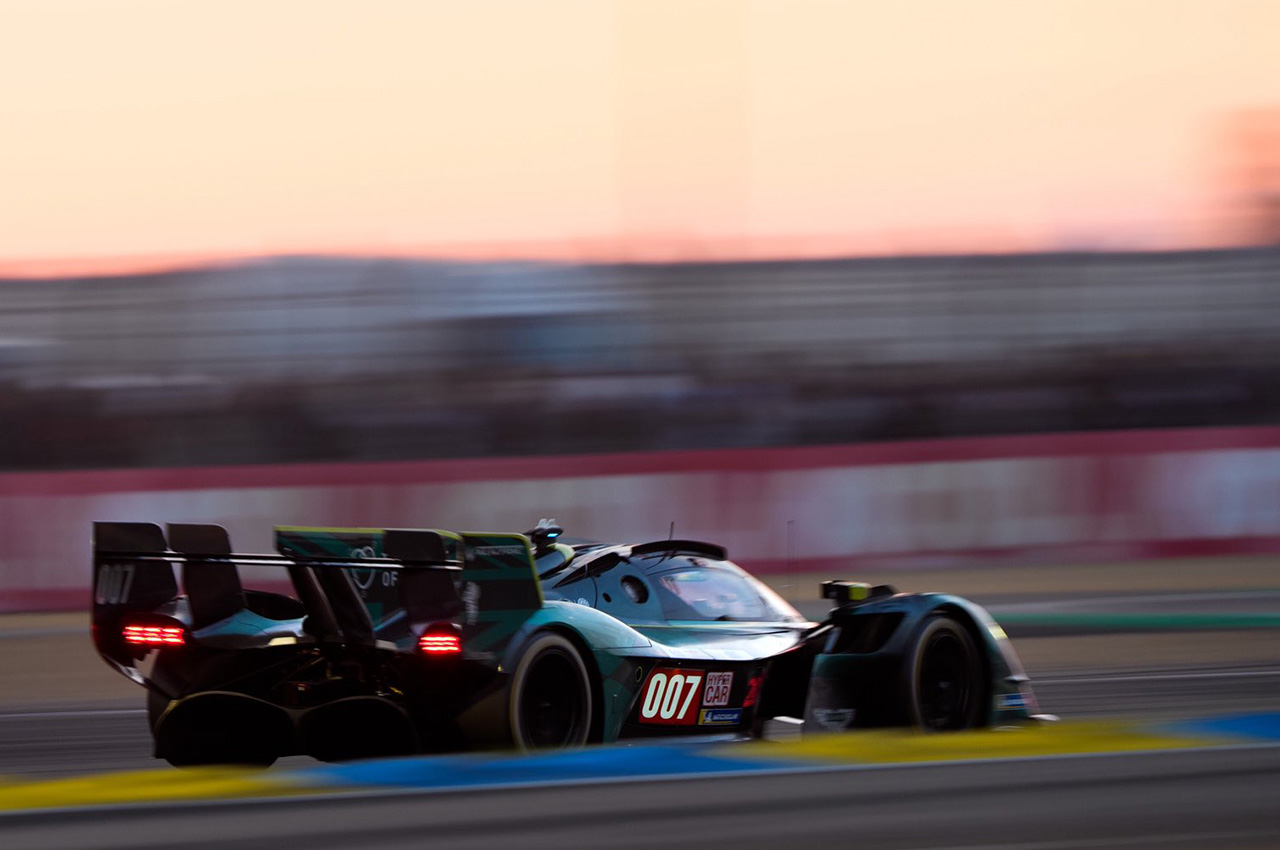 Aston Martin Valkyrie AMR-LMH | Zdjęcie #182