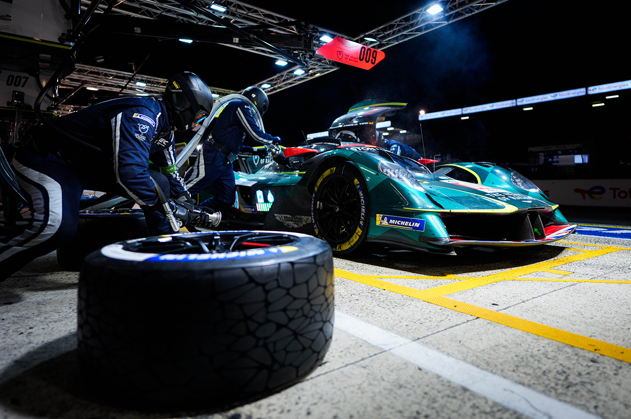 Aston Martin Valkyrie AMR-LMH | Zdjęcie #231