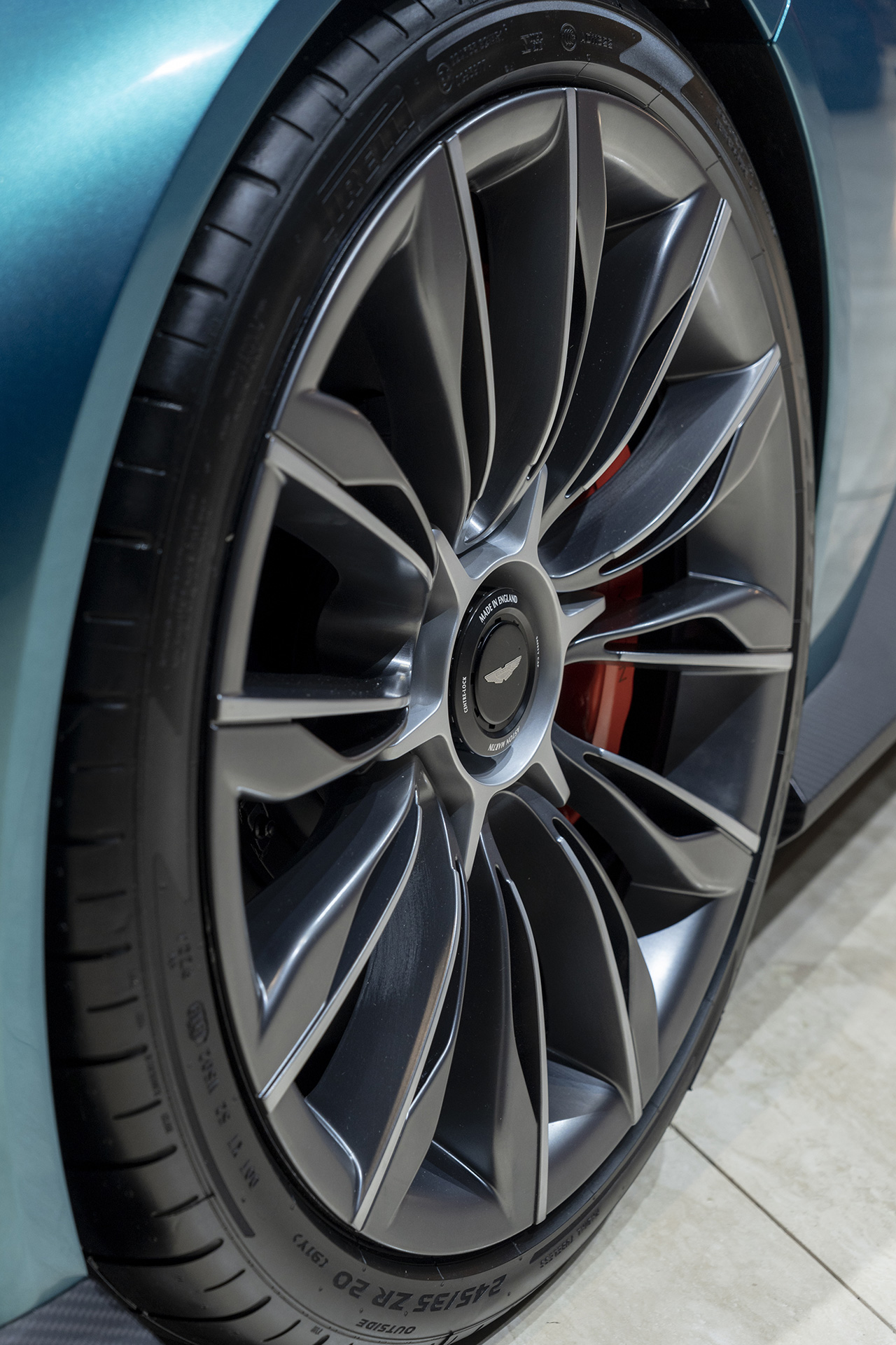Aston Martin Vanquish Vision | Zdjęcie #36