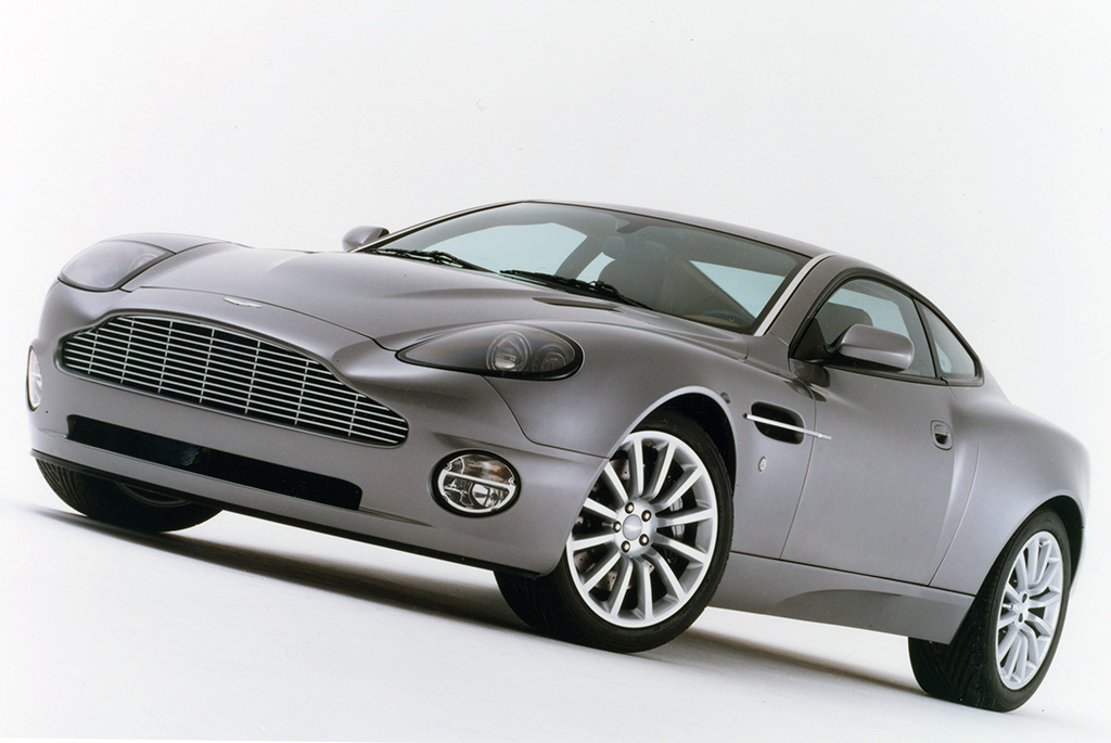 Aston Martin V12 Vanquish | Zdjęcie #11