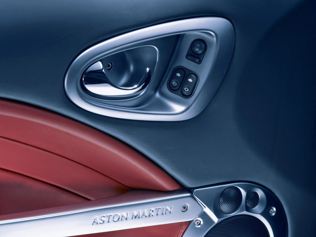Aston Martin V12 Vanquish S | Zdjęcie #19
