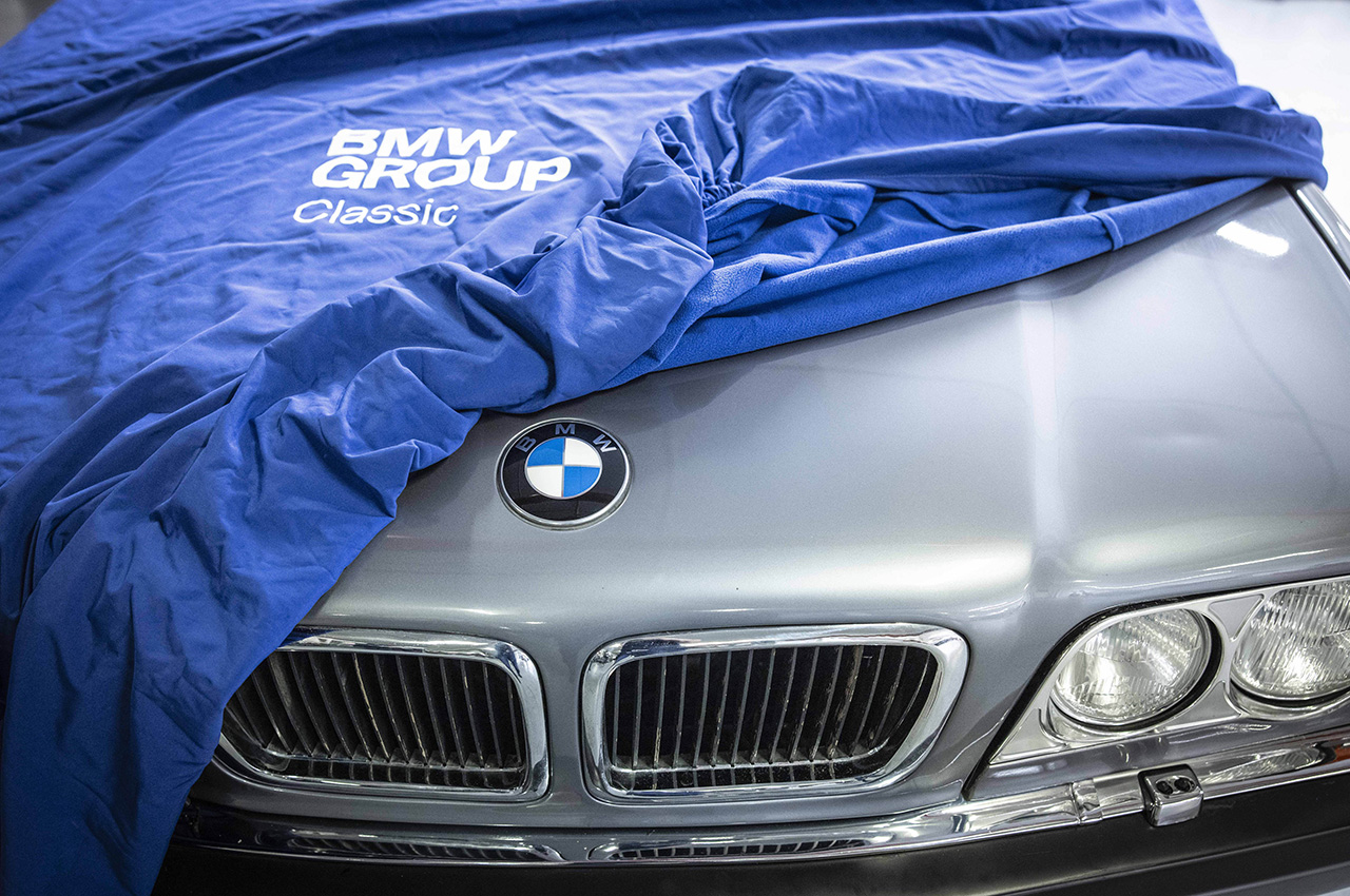 BMW 750iL V16 | Zdjęcie #22