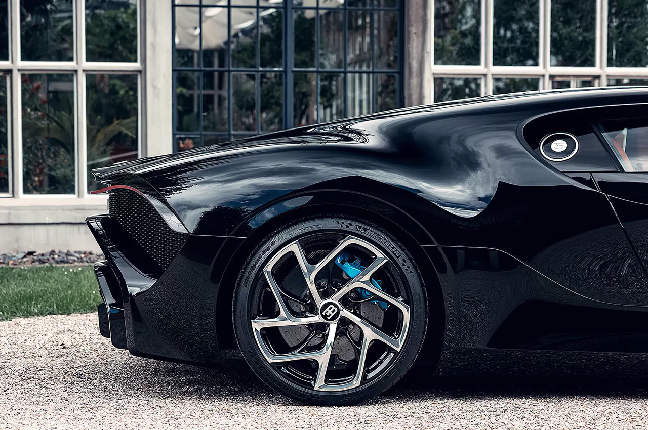 Bugatti La Voiture Noire | Zdjęcie #13