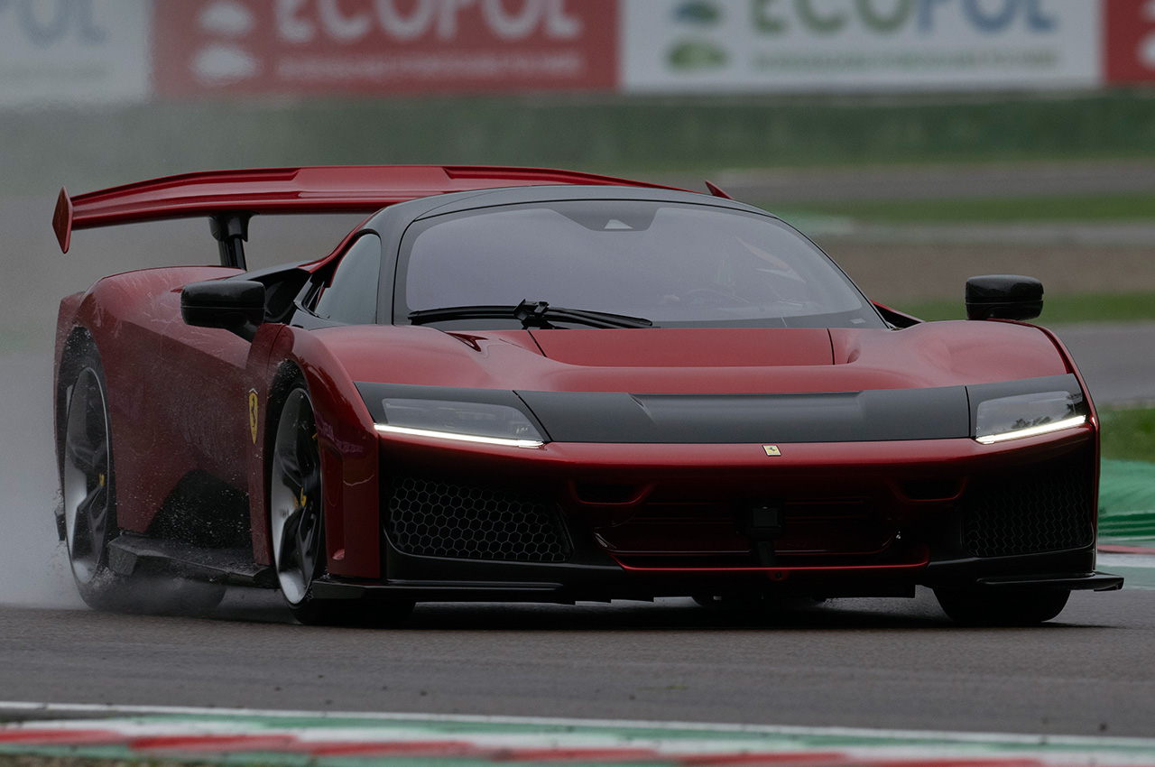 Ferrari F80 | Zdjęcie #48