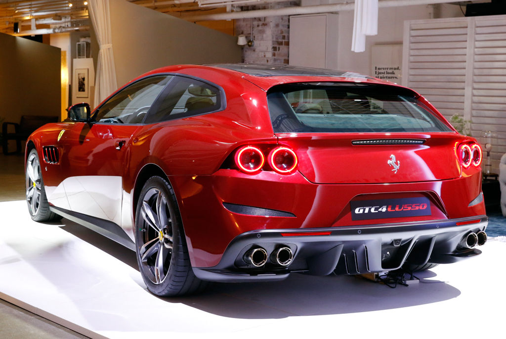 Ferrari GTC4Lusso | Zdjęcie #42