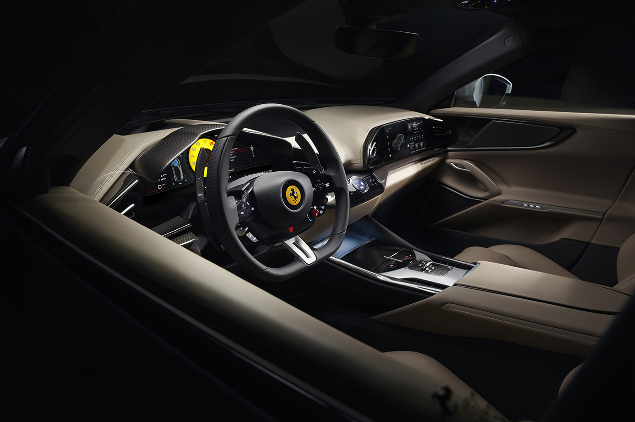 Ferrari Purosangue | Zdjęcie #17
