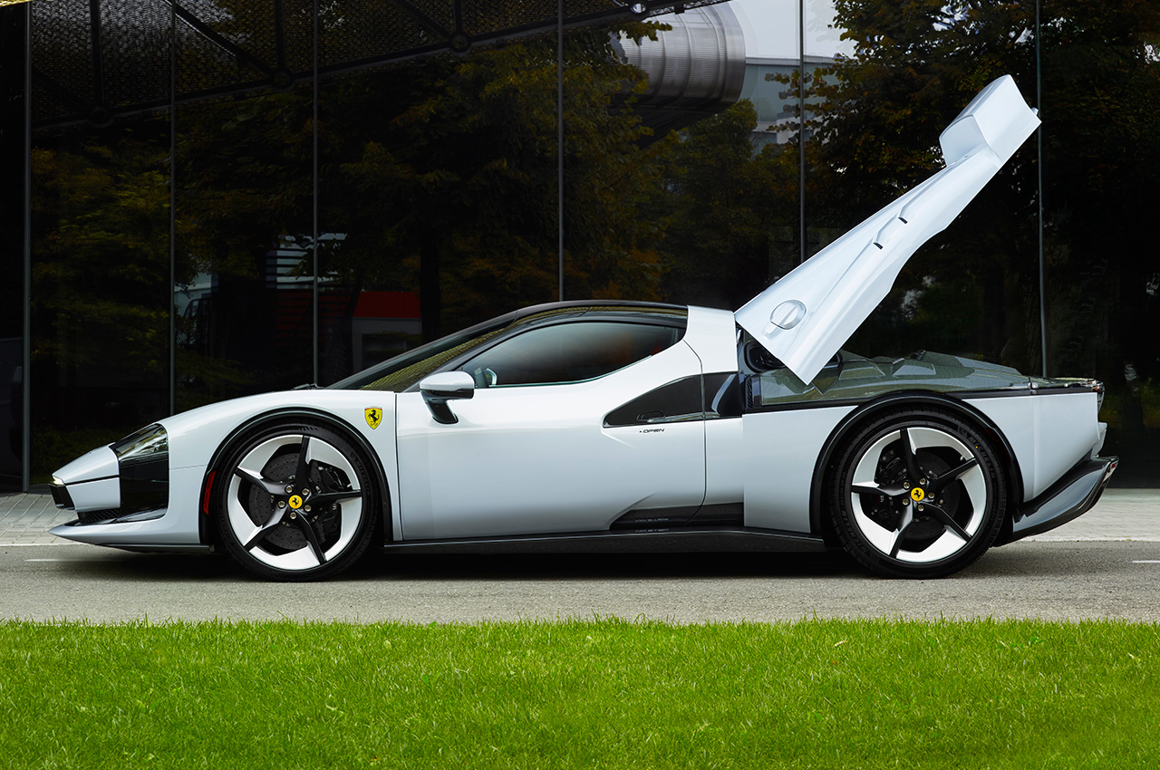 Ferrari SC40 | Zdjęcie #8