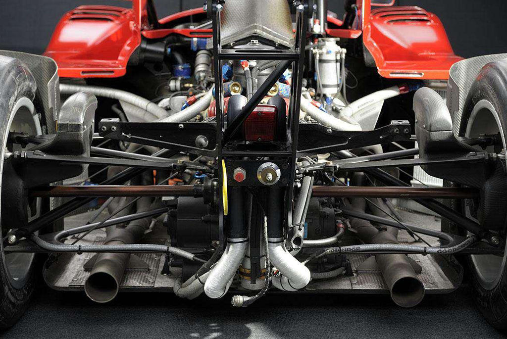 Ferrari 333 SP | Zdjęcie #24