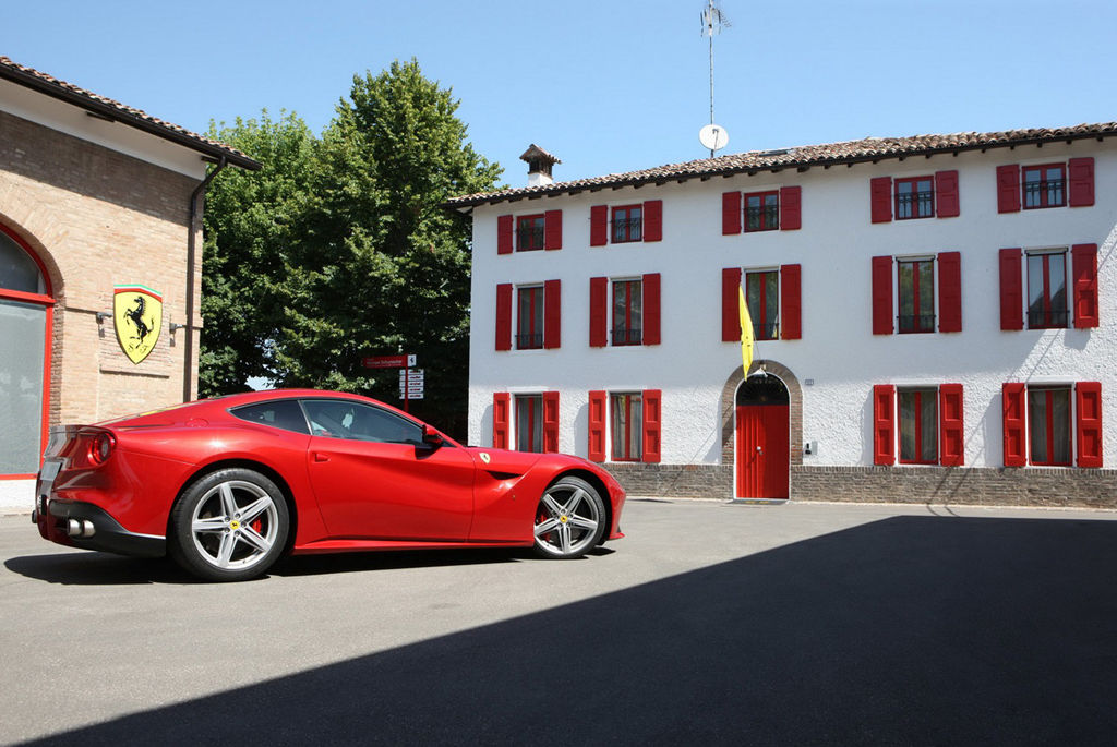 Ferrari F12berlinetta | Zdjęcie #55