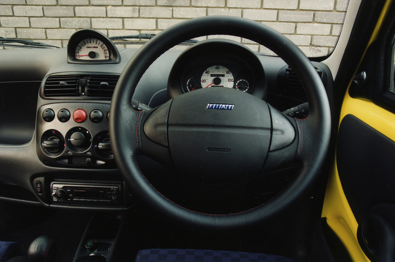 Fiat Seicento Sporting | Zdjęcie #12