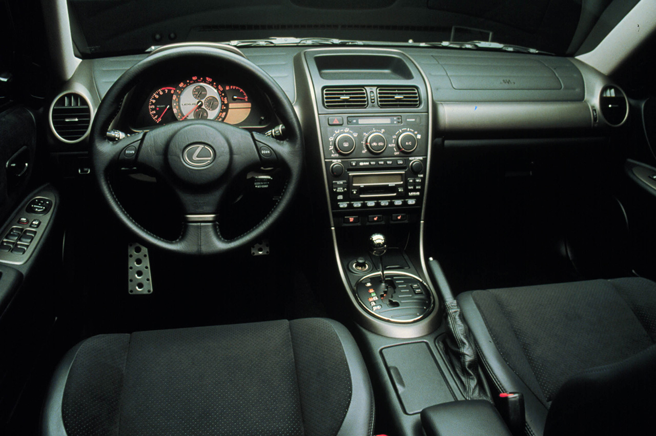 Lexus IS 300 SportCross | Zdjęcie #18