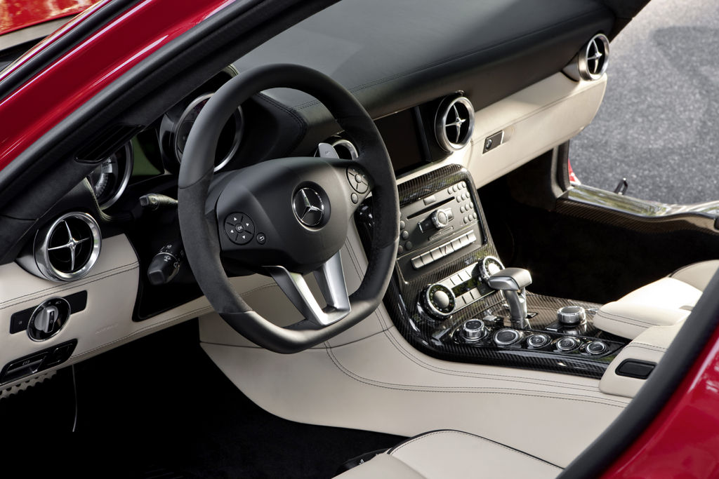 Mercedes-Benz SLS AMG | Zdjęcie #37