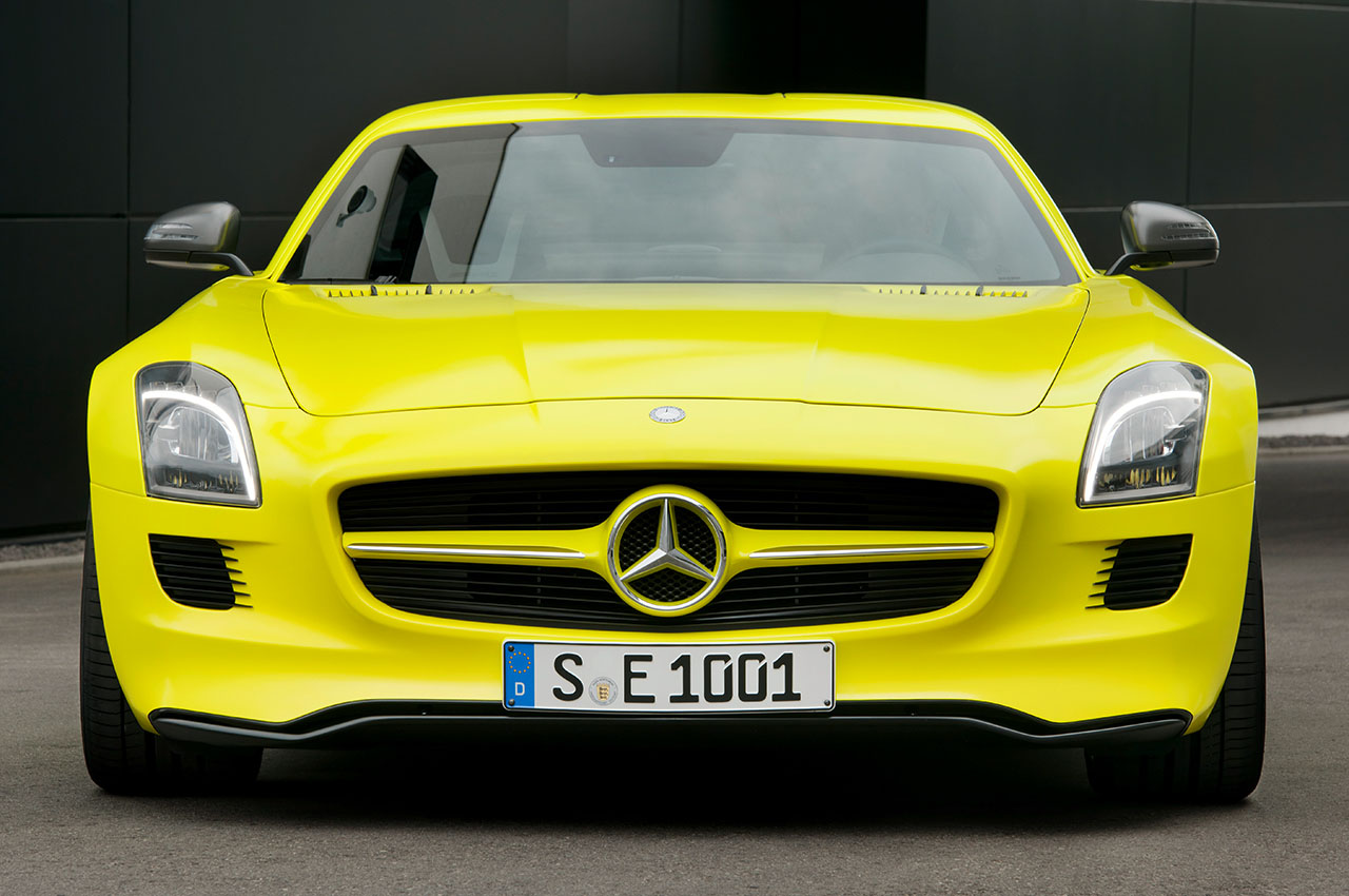 Mercedes-Benz SLS AMG E-Cell | Zdjęcie #35