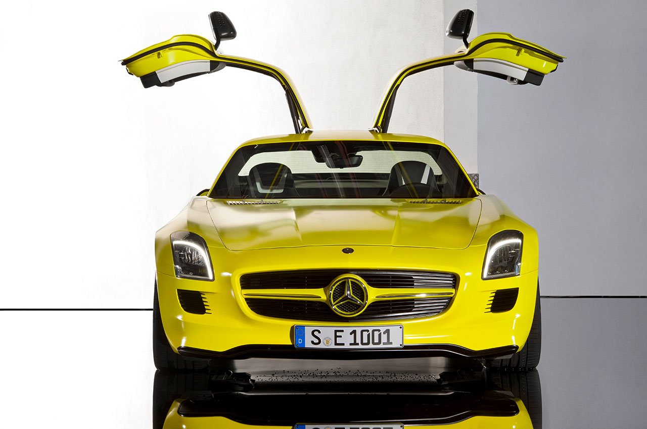 Mercedes-Benz SLS AMG E-Cell | Zdjęcie #37