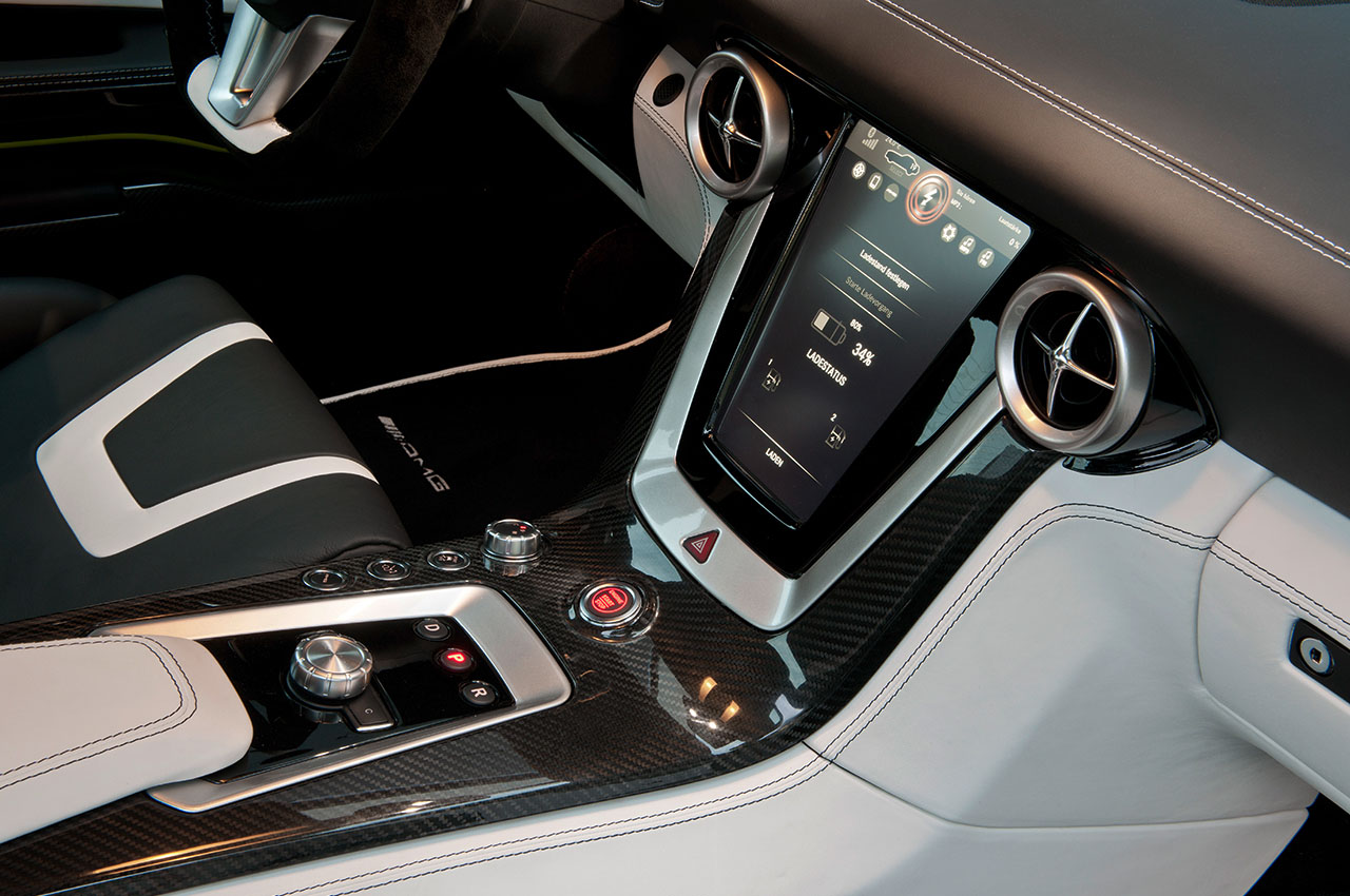 Mercedes-Benz SLS AMG E-Cell | Zdjęcie #50