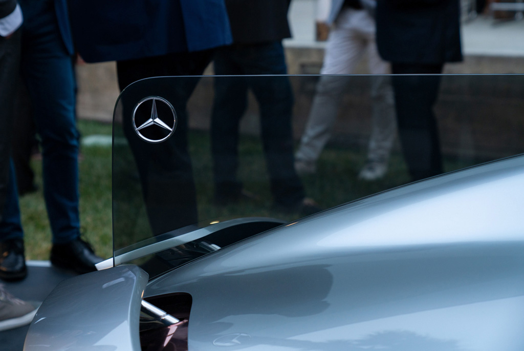Mercedes-Benz Vision EQ Silver Arrow | Zdjęcie #24