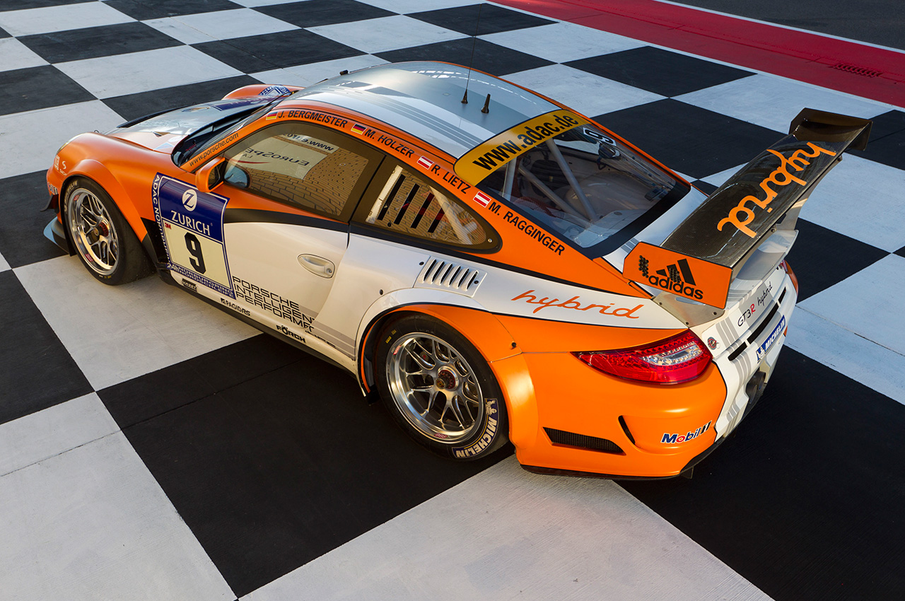Porsche 911 GT3 R Hybrid | Zdjęcie #12