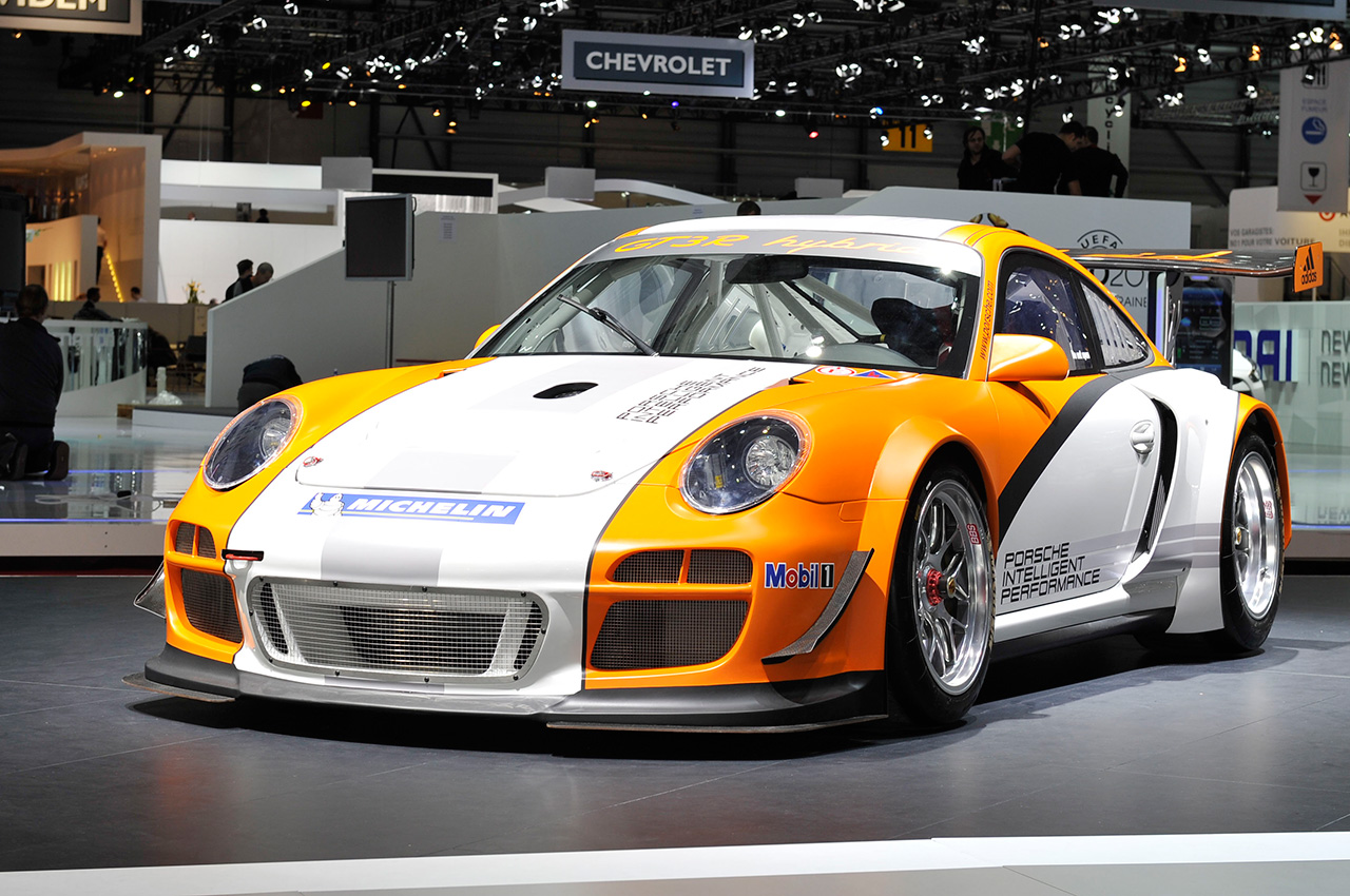 Porsche 911 GT3 R Hybrid | Zdjęcie #26