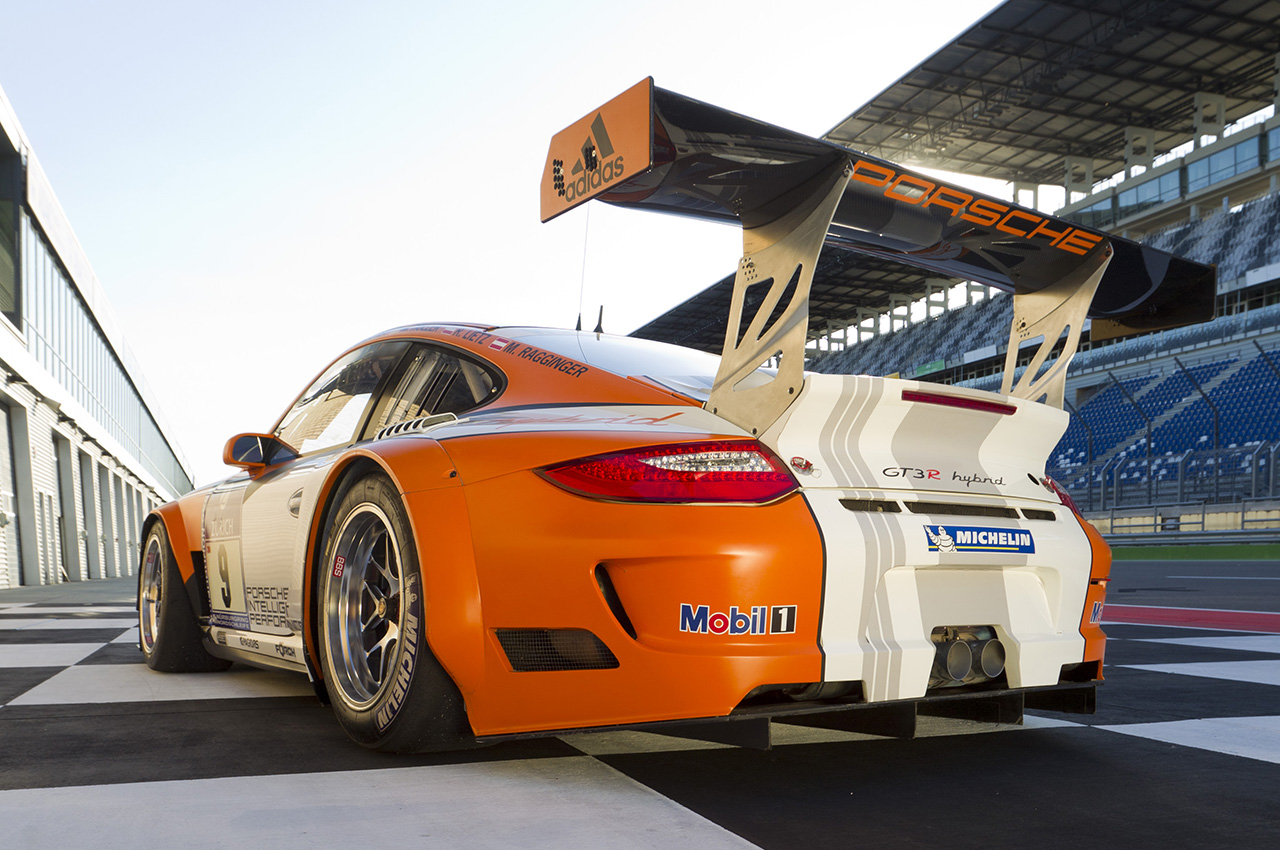 Porsche 911 GT3 R Hybrid | Zdjęcie #7