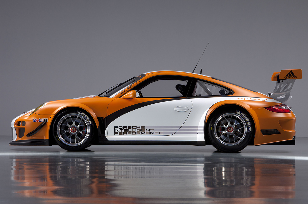 Porsche 911 GT3 R Hybrid 2.0 | Zdjęcie #13