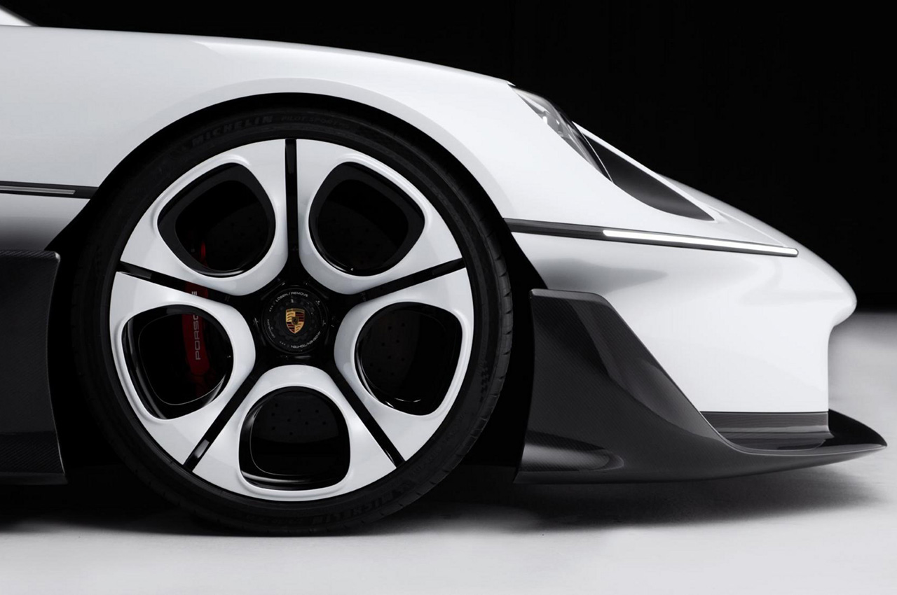 Porsche Mission S | Zdjęcie #12