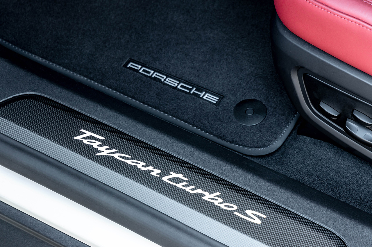 Porsche Taycan Turbo S | Zdjęcie #201
