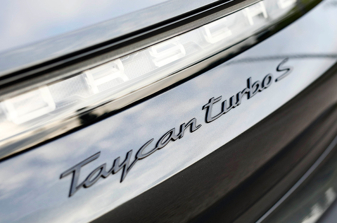Porsche Taycan Turbo S | Zdjęcie #238