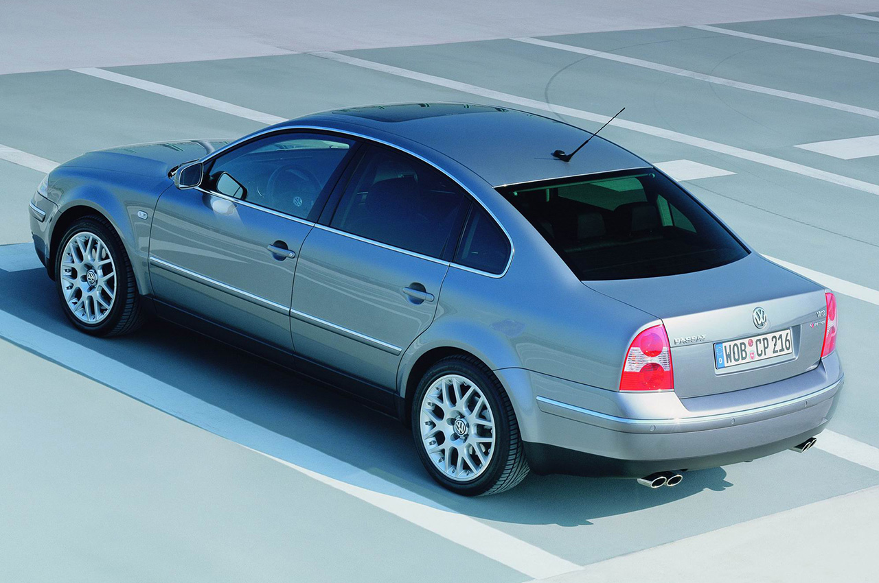 Volkswagen Passat W8 | Zdjęcie #31