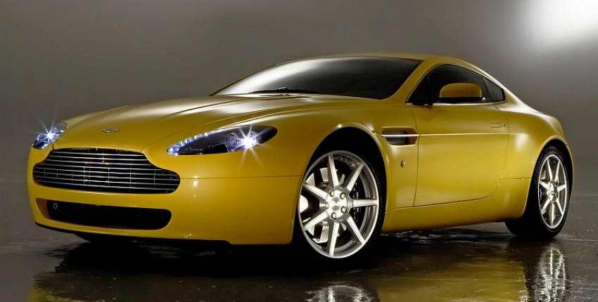 Zdjęcie Aston Martin V8 Vantage