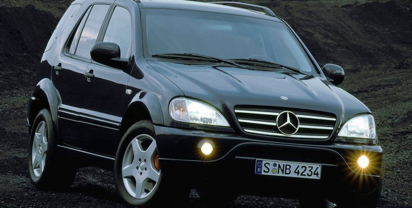 Zdjęcie Mercedes-Benz ML 55 AMG