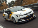 Opel Astra OPC Cup - Nie depcze trawnika