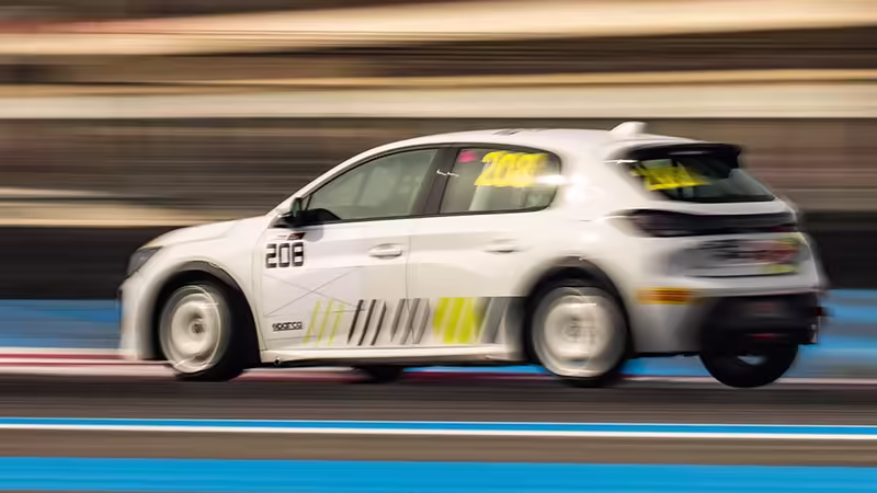 Zdjęcie Peugeot 208 Racing TC6