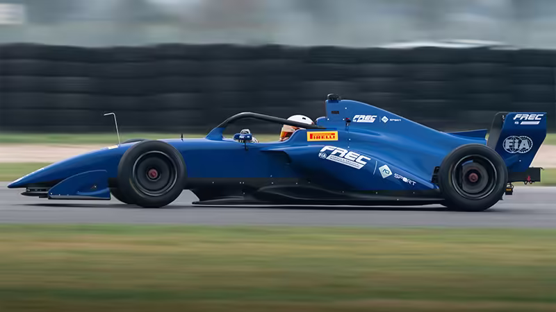 Tatuus T-326 Zdjęcie Tatuus T-326