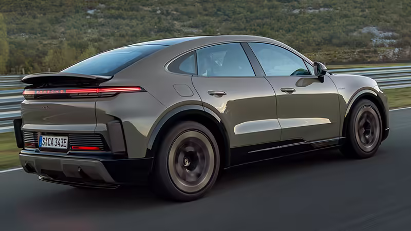 Zdjęcie Porsche Cayenne Coupe Electric