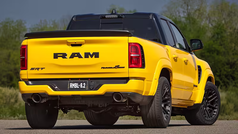 Zdjęcie Ram 1500 Rumble Bee SRT
