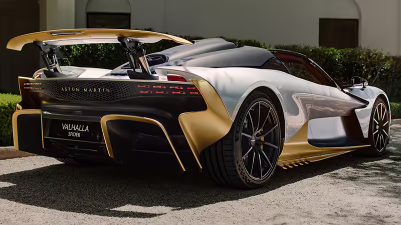 Zdjęcie Aston Martin Valhalla Spider